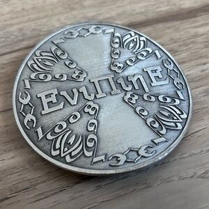 Silver tone mens round belt buckle Evittine